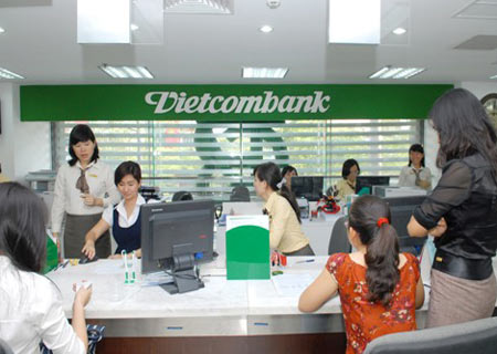 Vietcombank giảm lãi suất tiết kiệm về 6%