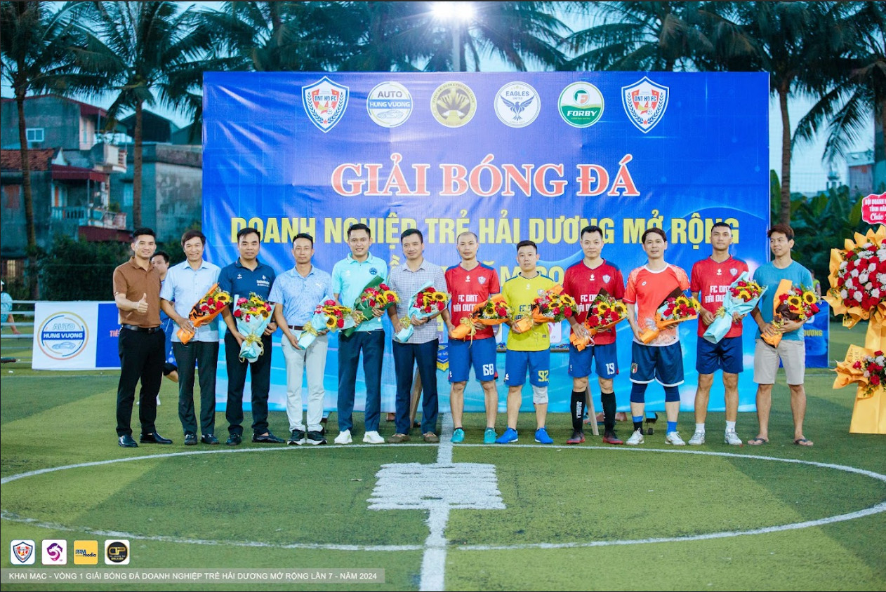 Khai mạc Giải bóng đá Doanh nghiệp trẻ Hải Dương mở rộng lần thứ 7